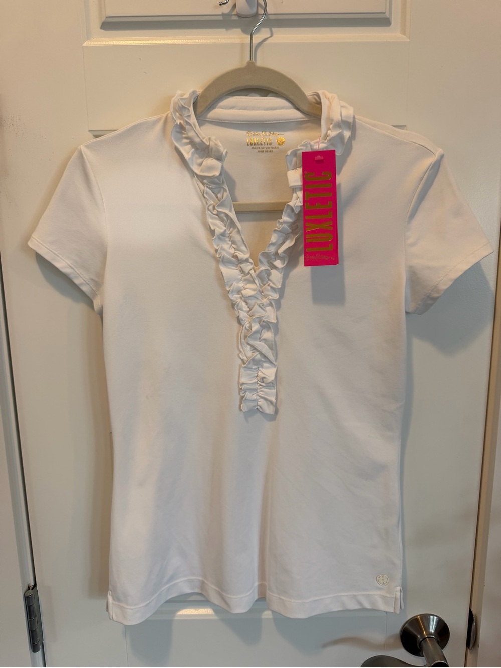 Lilly Pulitzer White Ruffle V-Neck Short Sleeve Tee